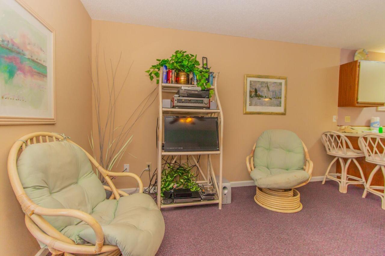 Plantation 29-F Myrtle Beach Room photo